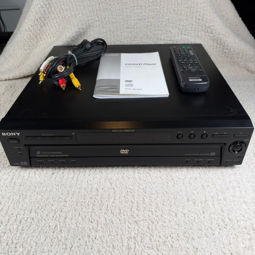 Sony DVP-NC600 5-Disc DVD CD Changer Player Black with Remote and Manual Works